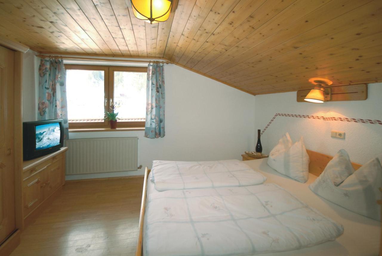 Fruehstuecks- & Apartmenthaus Maislau Rauris Szoba fotó