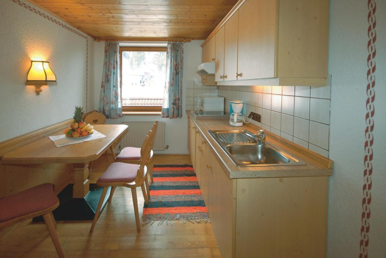 Fruehstuecks- & Apartmenthaus Maislau Rauris Szoba fotó